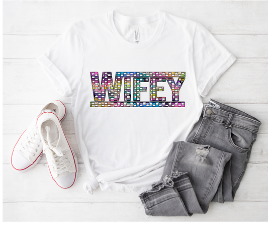 Retro wifey tee